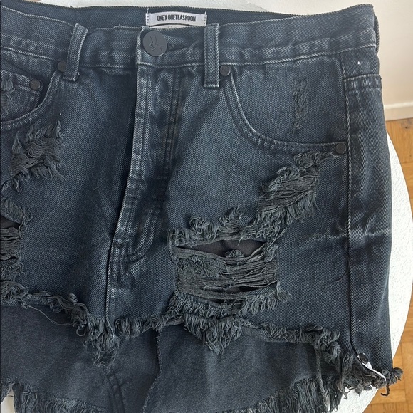 ONE X ONETEASPOON Distressed Black Denim Mini Skirt size 06 - Picture 4 of 11